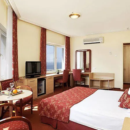 Kilim 4* İzmir
